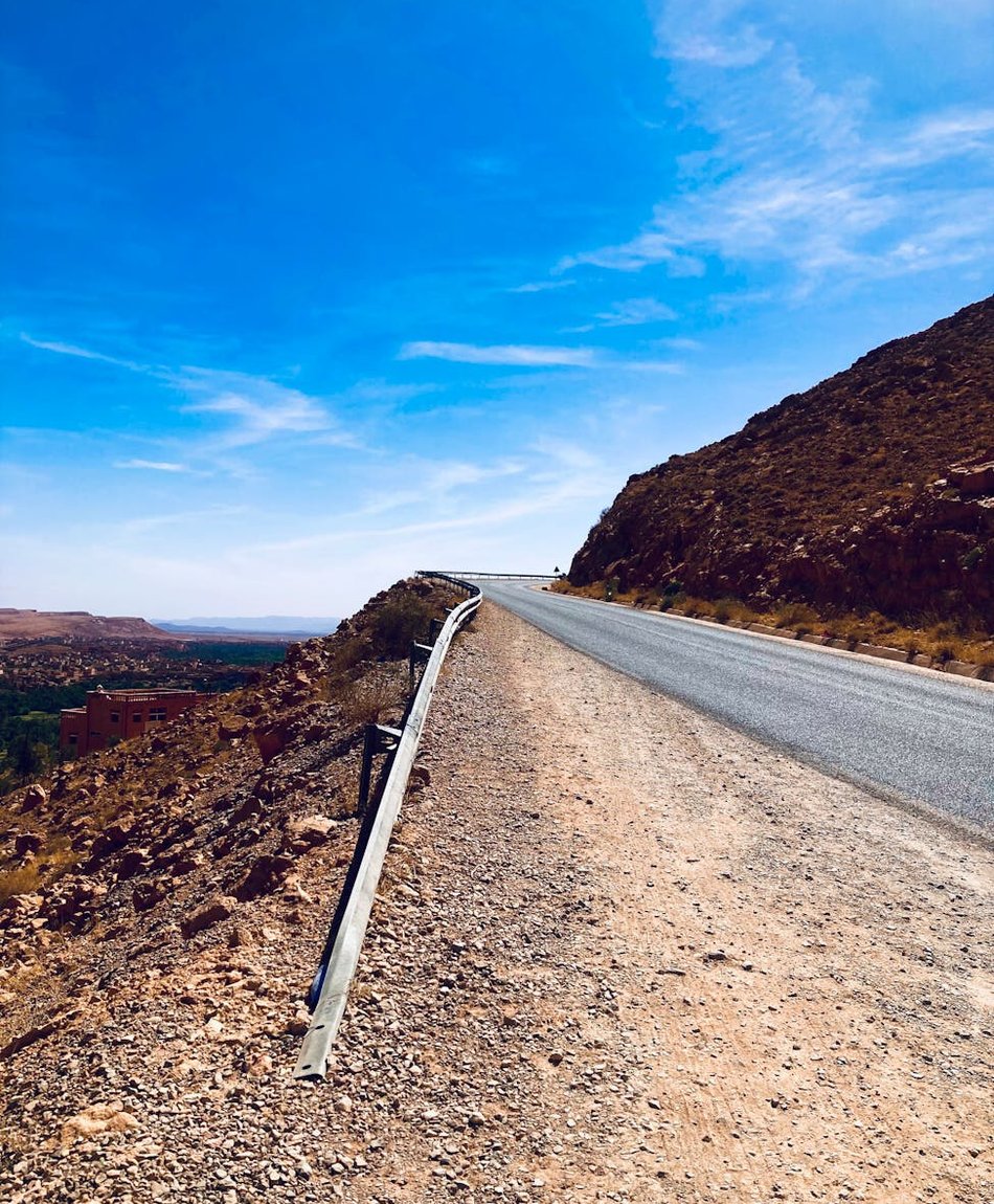 Купити чеський бісер для вишивки — великий вибір кольорів і розмірів Пакети чеського бісеру різних кольорів для вишивки і декору