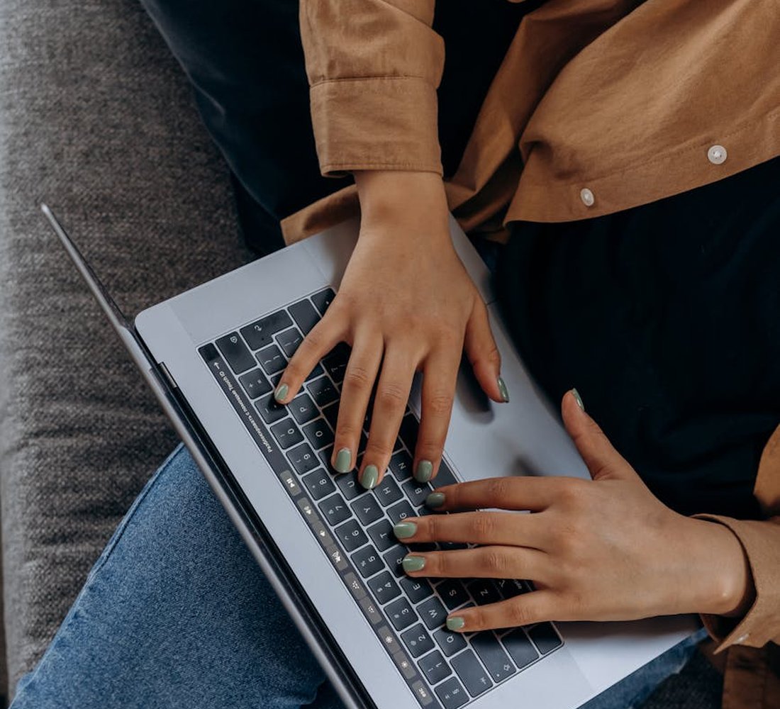 Майстер-клас з виготовлення троянди з бісеру Елегантна троянда з бісеру