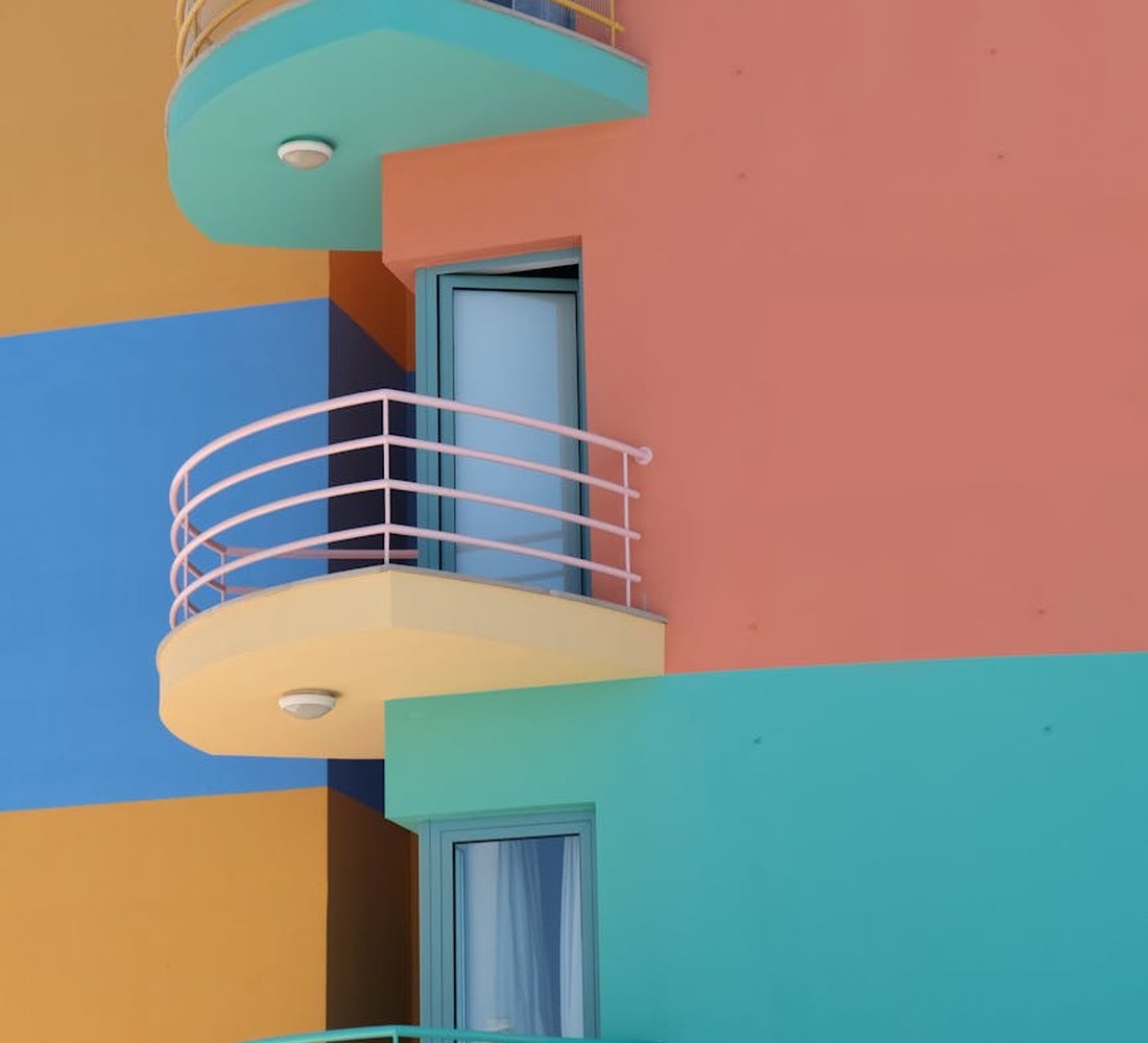 Унікальні кулони з буквами для індивідуального стилю Кулон з буквами з бісеру