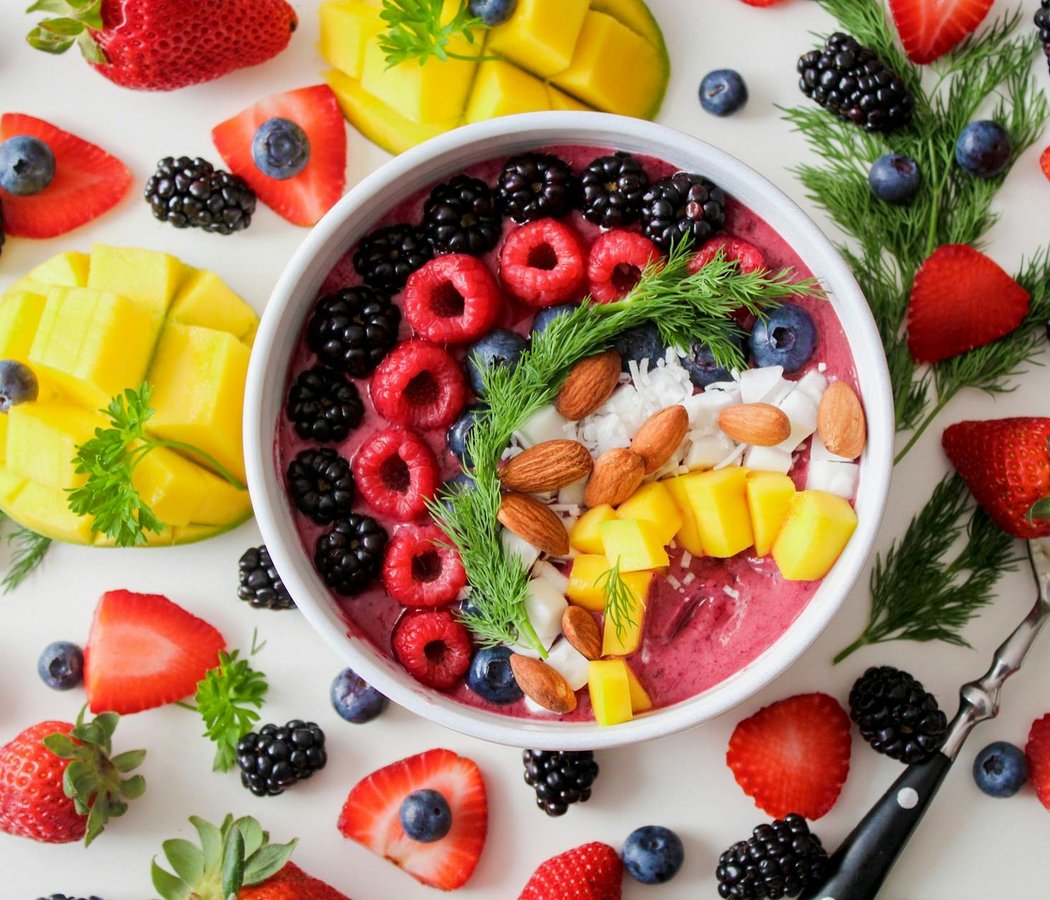 Дитячі сережки з бісеру: творчість для малечі Яскраві дитячі сережки з бісеру