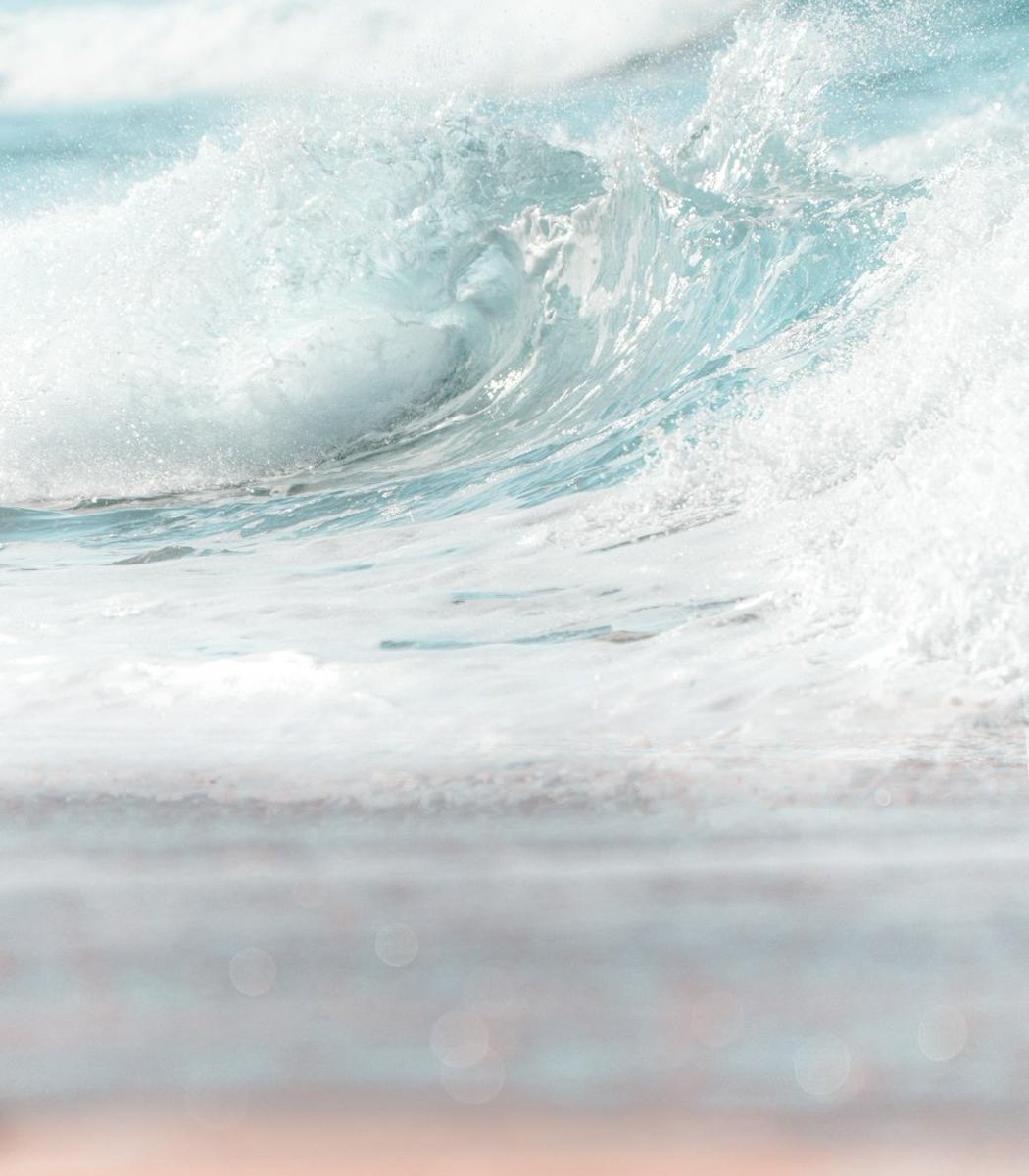 Прикраси в стилі Y2K: повернення до моди Сучасні прикраси в стилі Y2K з яскравими кольорами та формами