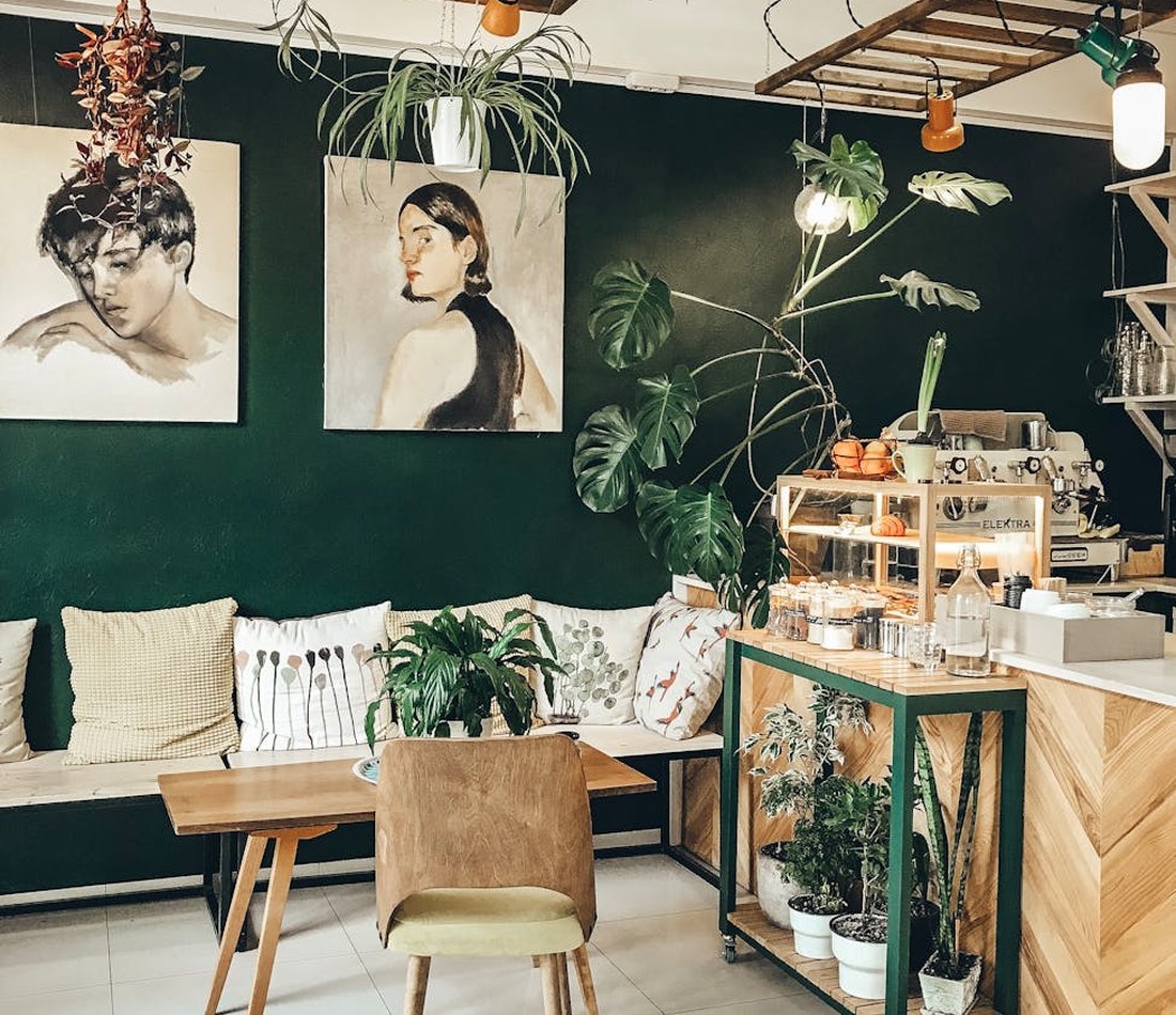 Креативні новорічні гірлянди з бісеру Яскраві новорічні гірлянди з бісеру для святкового декору