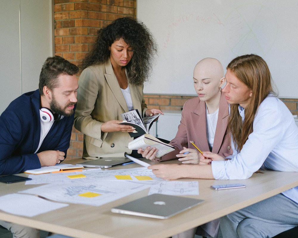 Техніка виготовлення бісерних браслетів: покрокове керівництво Техніка виготовлення бісерних браслетів: покрокові інструкції