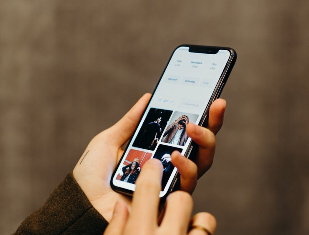 Легкі бузкові сережки з бісеру: покрокова інструкція Бузкові сережки з бісеру, зроблені технікою французького плетіння