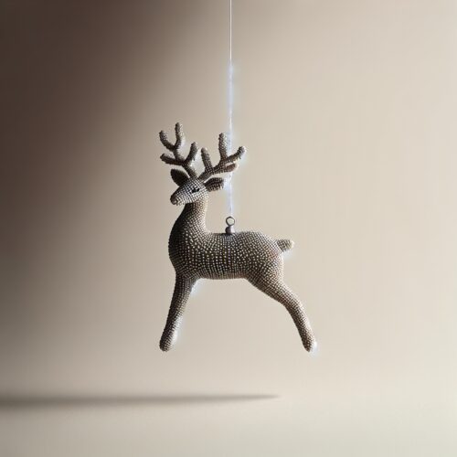 Олені з бісеру: від народного орнаменту до різдвяного декору й простих майстер-класів