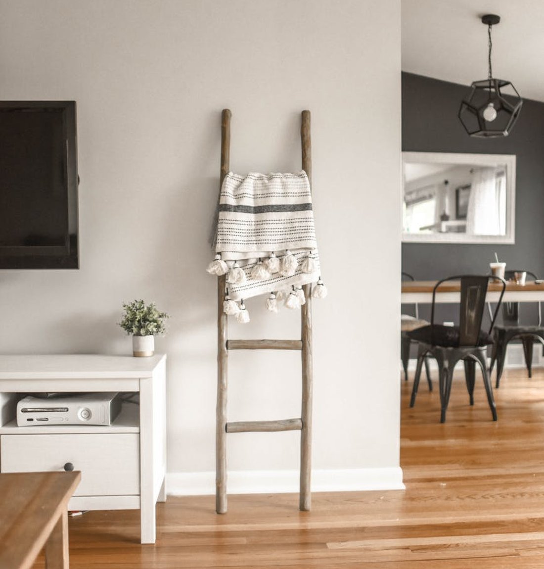 Як зробити кулони з бісеру своїми руками Кулони з бісеру в українському стилі