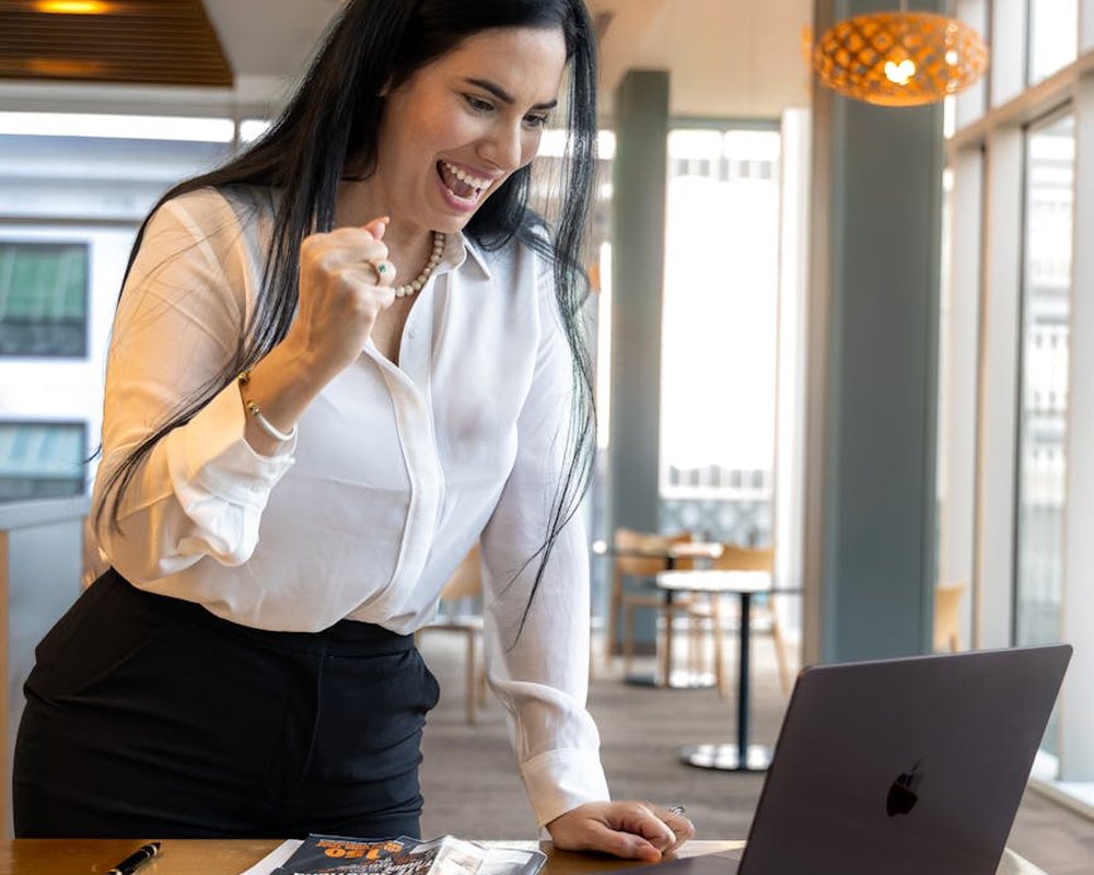 Майстер-клас з бісероплетіння: покрокові інструкції Практичний майстер-клас з бісероплетіння