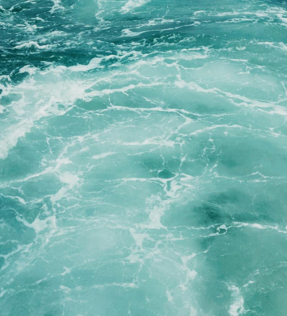 STL шаблон кільця для 3D‑друку — готові файли і розміри Файл STL шаблону кільця відкритий у 3D‑редакторі на екрані, поруч 3D‑друкована заготівка